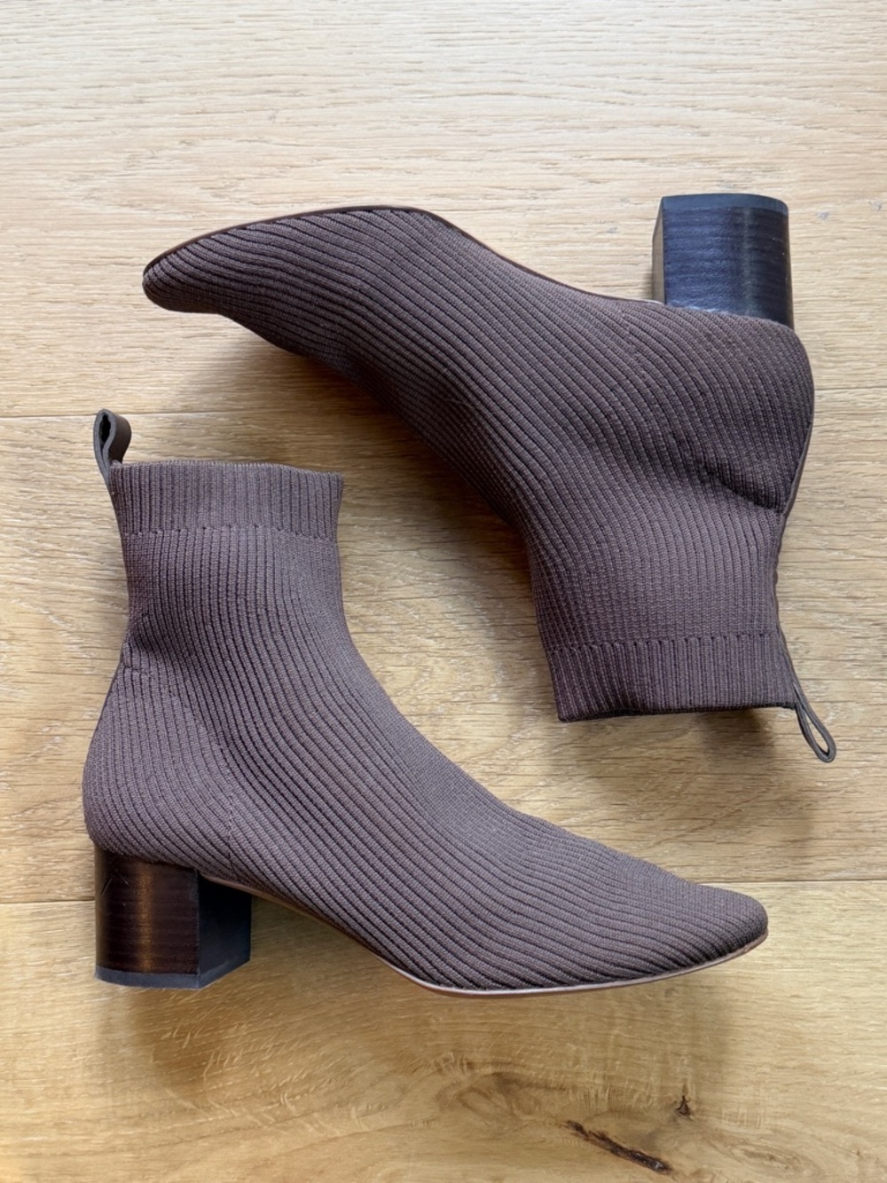 Everlane The Glove Boot Chocolate Brown Ribbed Knit Size 6-6.5 (est) Minimalist
